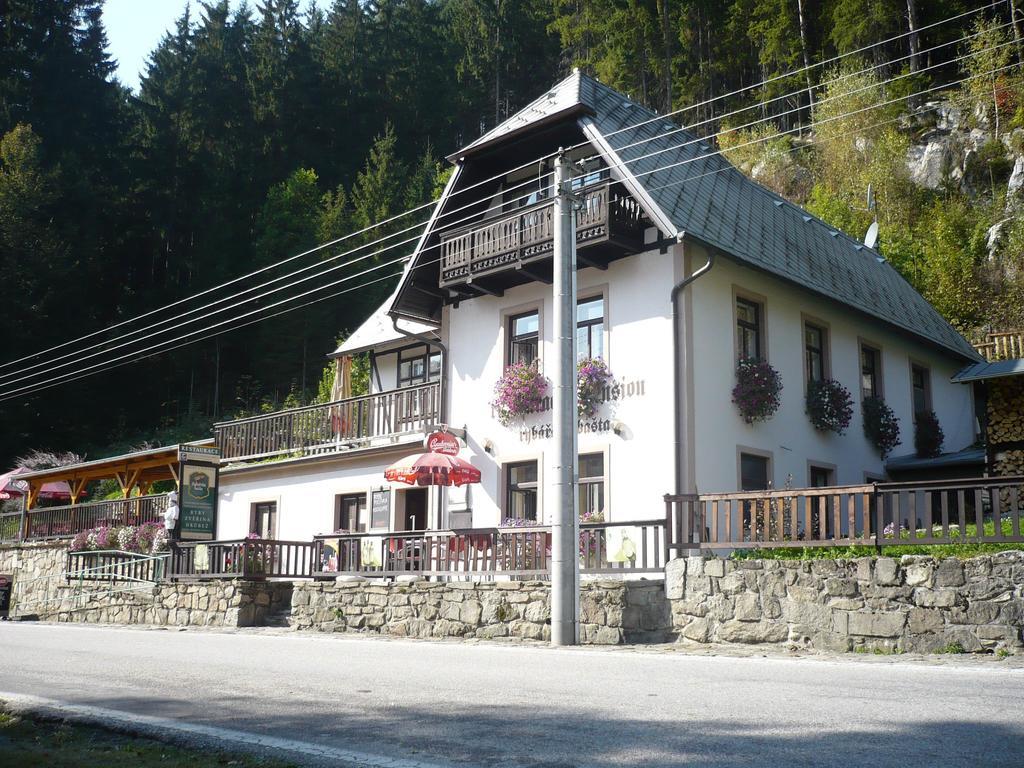 Pension Rybarska Basta Rožmberk nad Vltavou Exterior foto