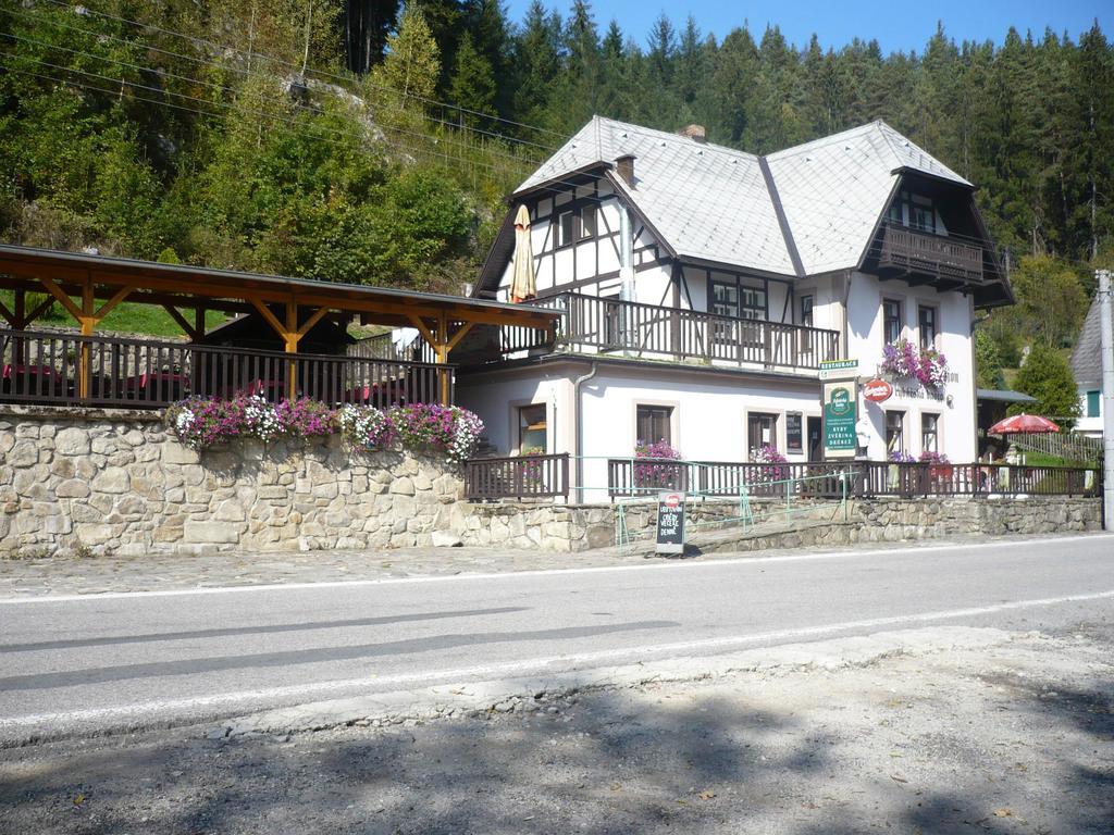 Pension Rybarska Basta Rožmberk nad Vltavou Exterior foto